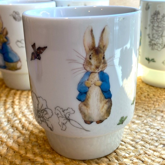 (4) Beatrix Potter Peter Rabbit Mugs - Picture 11 of 16